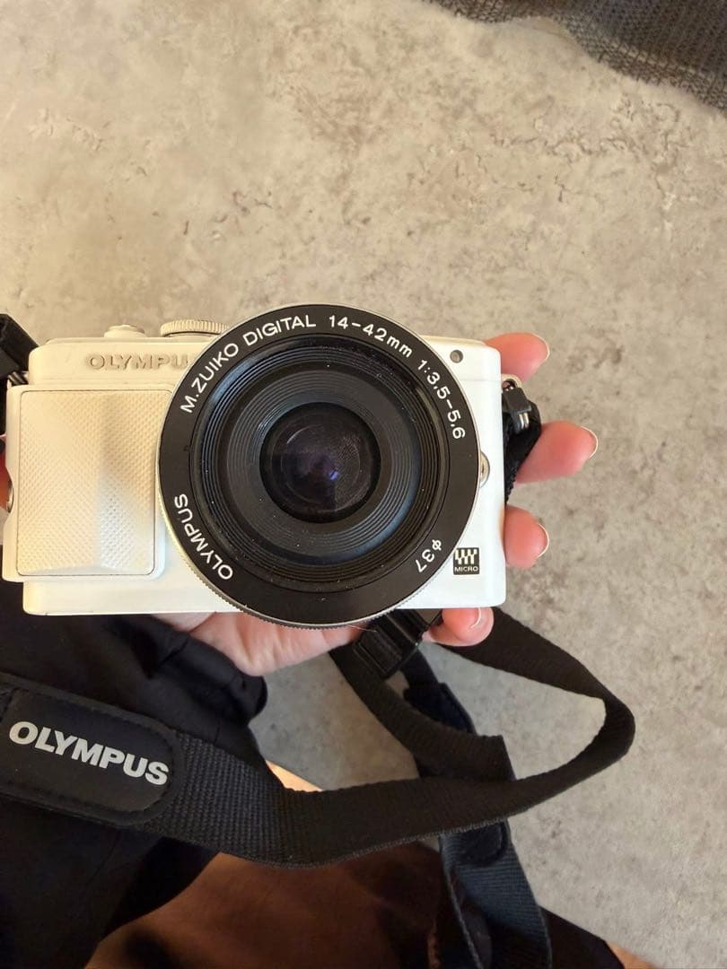 E-PL6 OLYMPUS PEN Lite ホワイト美品