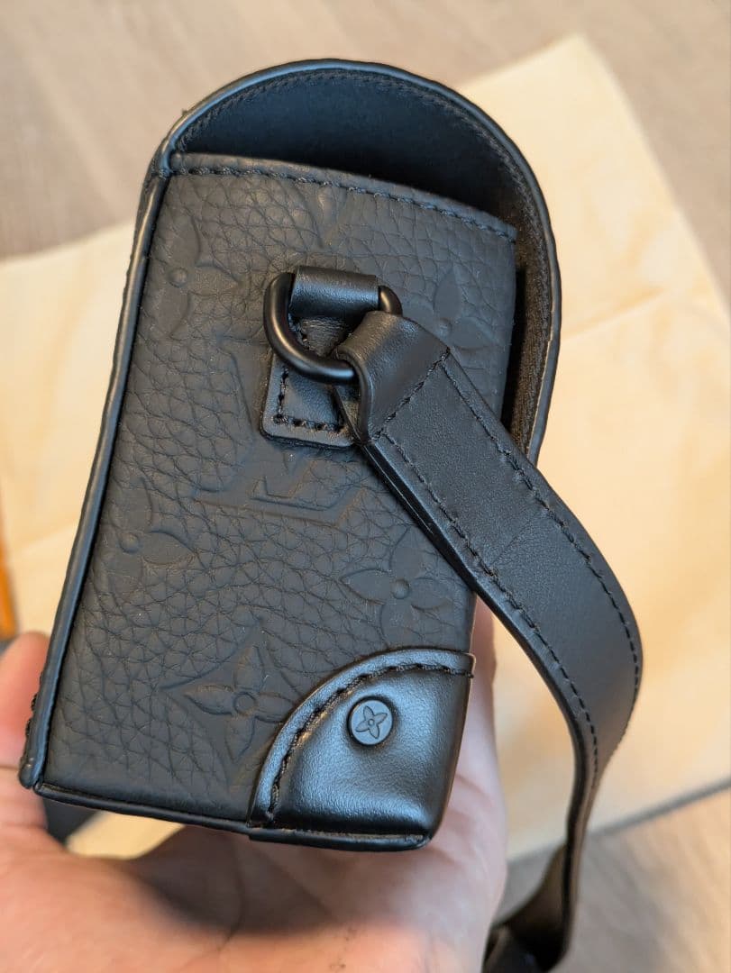 ルイヴィトン モノグラム・トリヨン スティーマー M81746 ショルダーバッグ