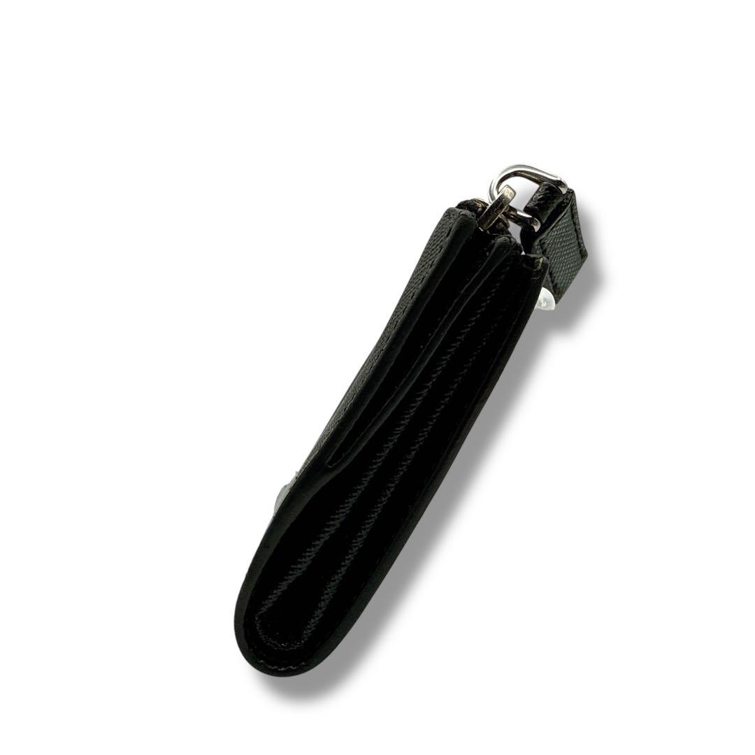 極美品 PRADA プラダ ケース 三角ロゴ サフィアーノ レザー 現行