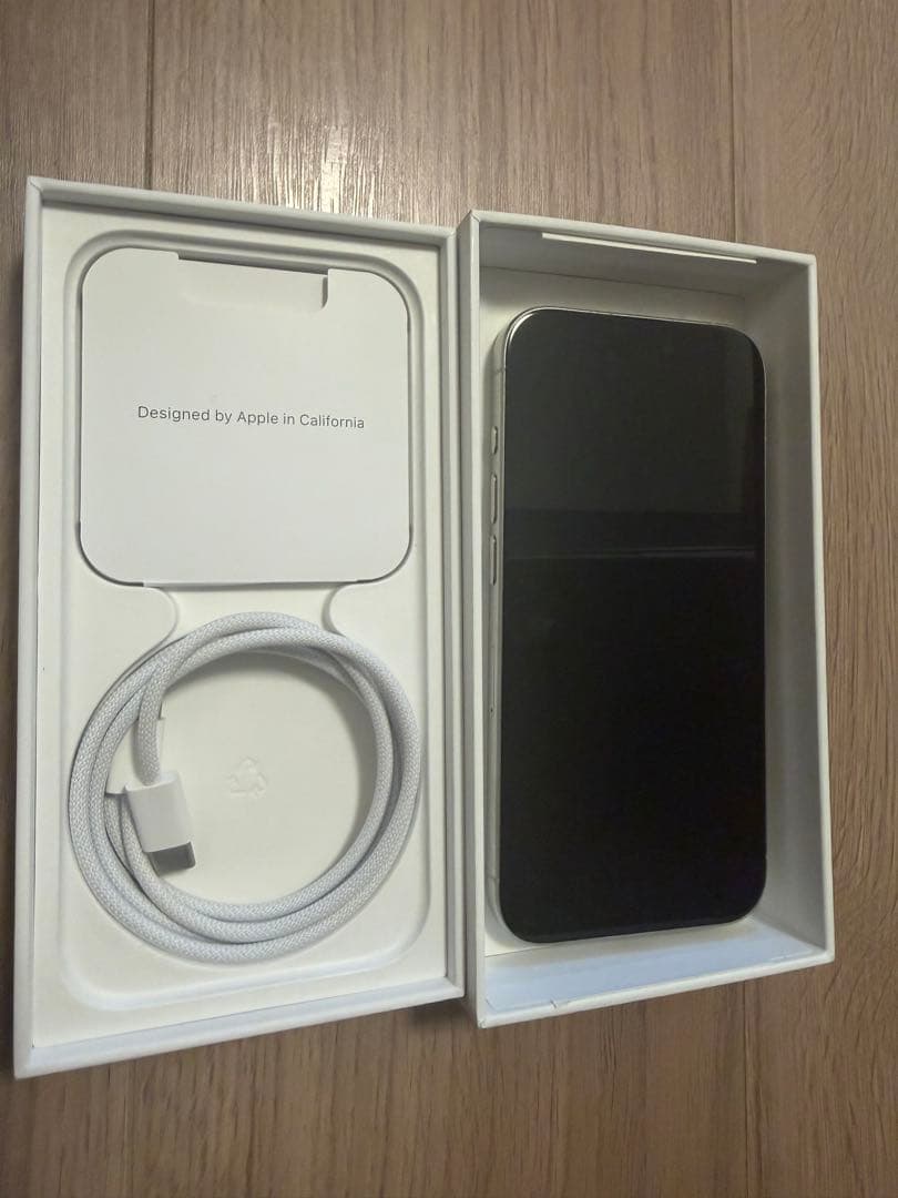 【マツ18】 iphone 15 pro 1TB 付属品付