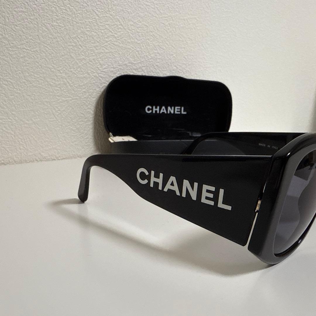 【CHANEL】90s ヴィンテージ サングラス ビッグロゴ スクエア型