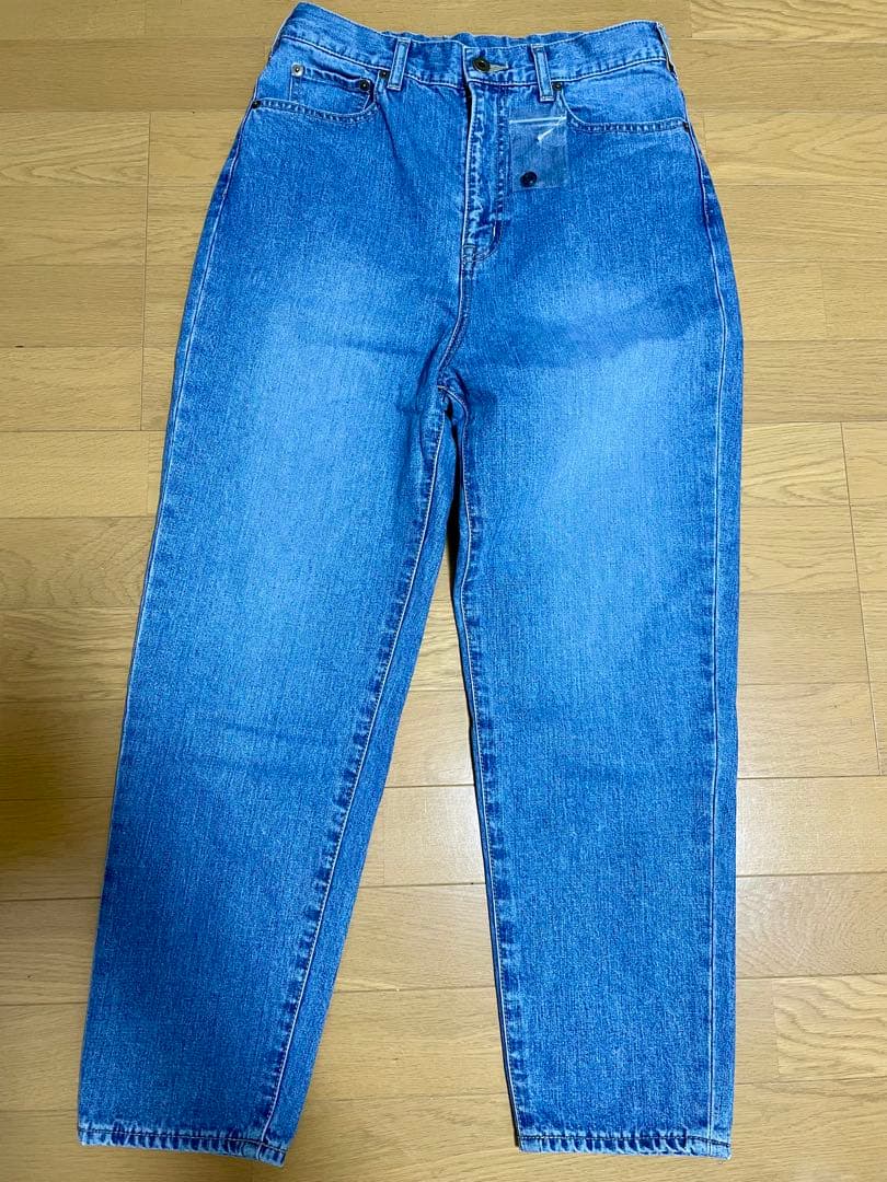 新品　未使用　北欧暮らしの道具店　ストレートデニム Mサイズ　ブルー　試着のみ