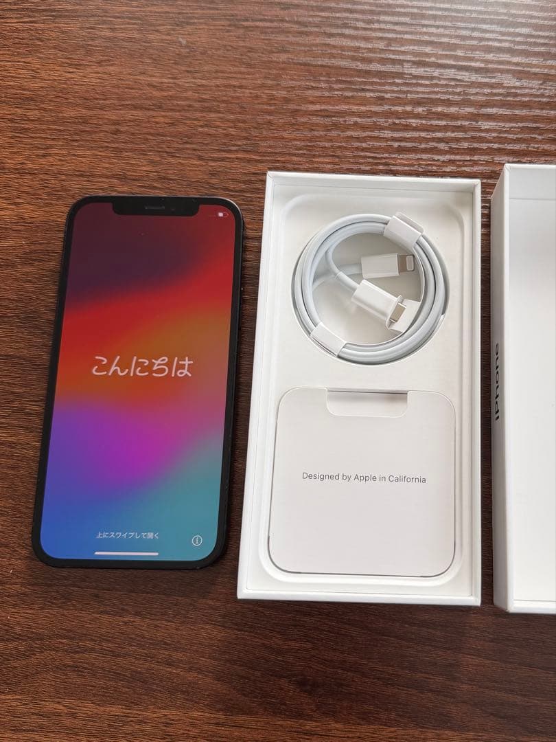 【美品】iPhone 12 ブラック 256GB SIMフリー