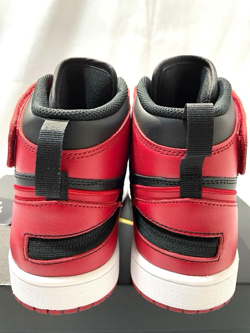 新品　ナイキ エアジョーダン1 フライイーズ ブレッド ホワイト トゥ 26cm