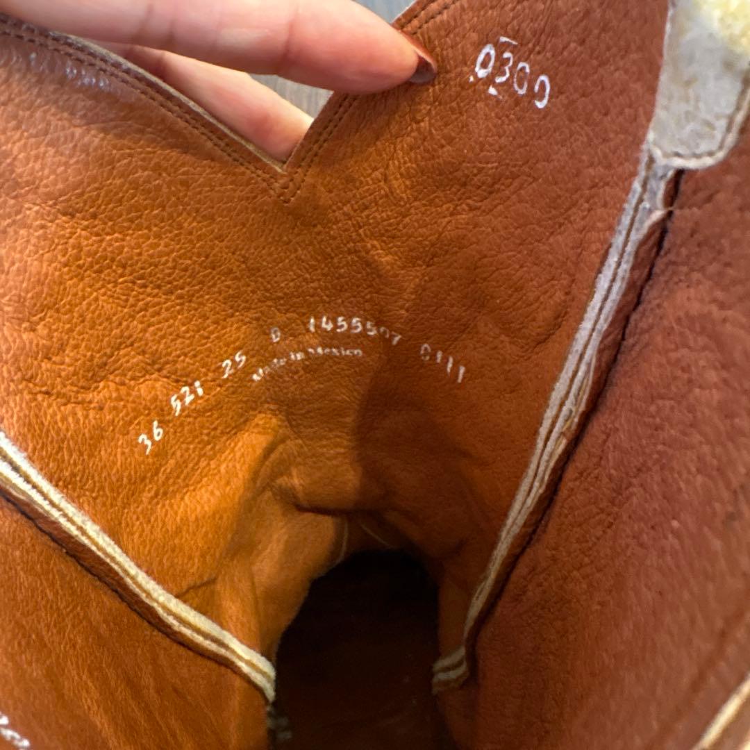 【豆福さま検討中】バタフライモチーフ ウエスタンブーツ24センチ程度