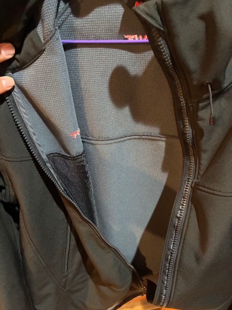 ☆山さん☆【美品】MAMMUT ソフトシェルSOFtech