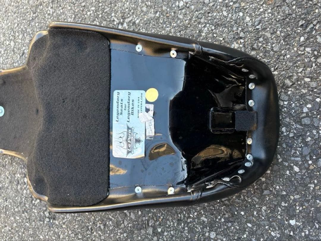 ハーレー　ダイナ　ローライダー　ラペラシート