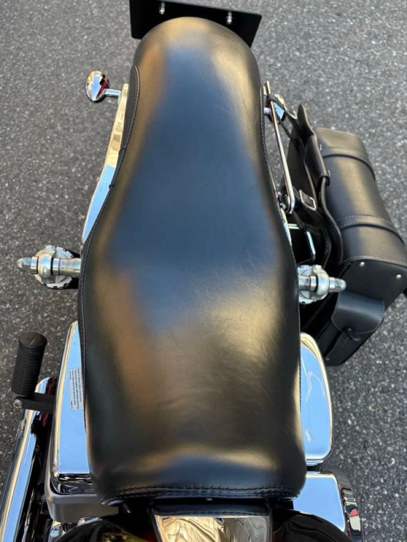 ハーレー　ダイナ　ローライダー　ラペラシート