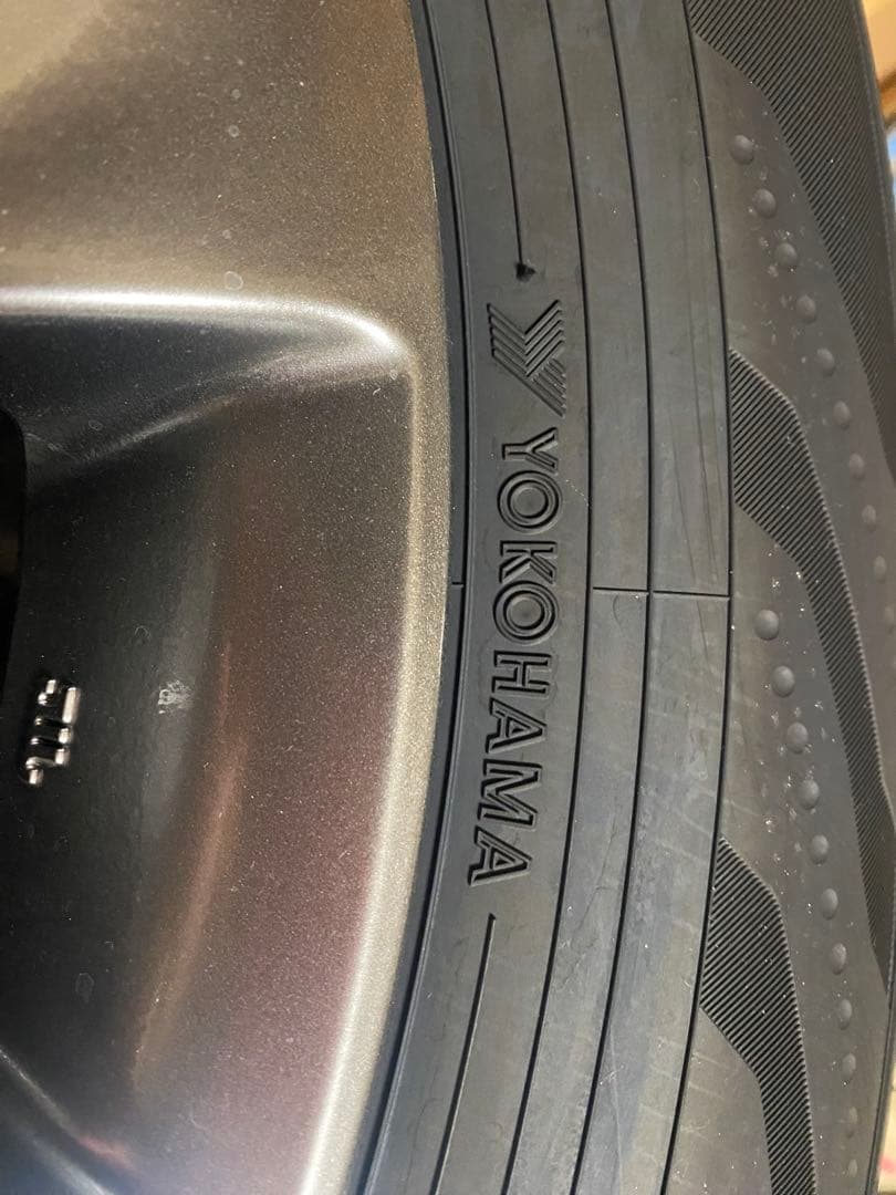 H&T様、新車外しアルファード40系18インチ純正タイヤホイール4本セット