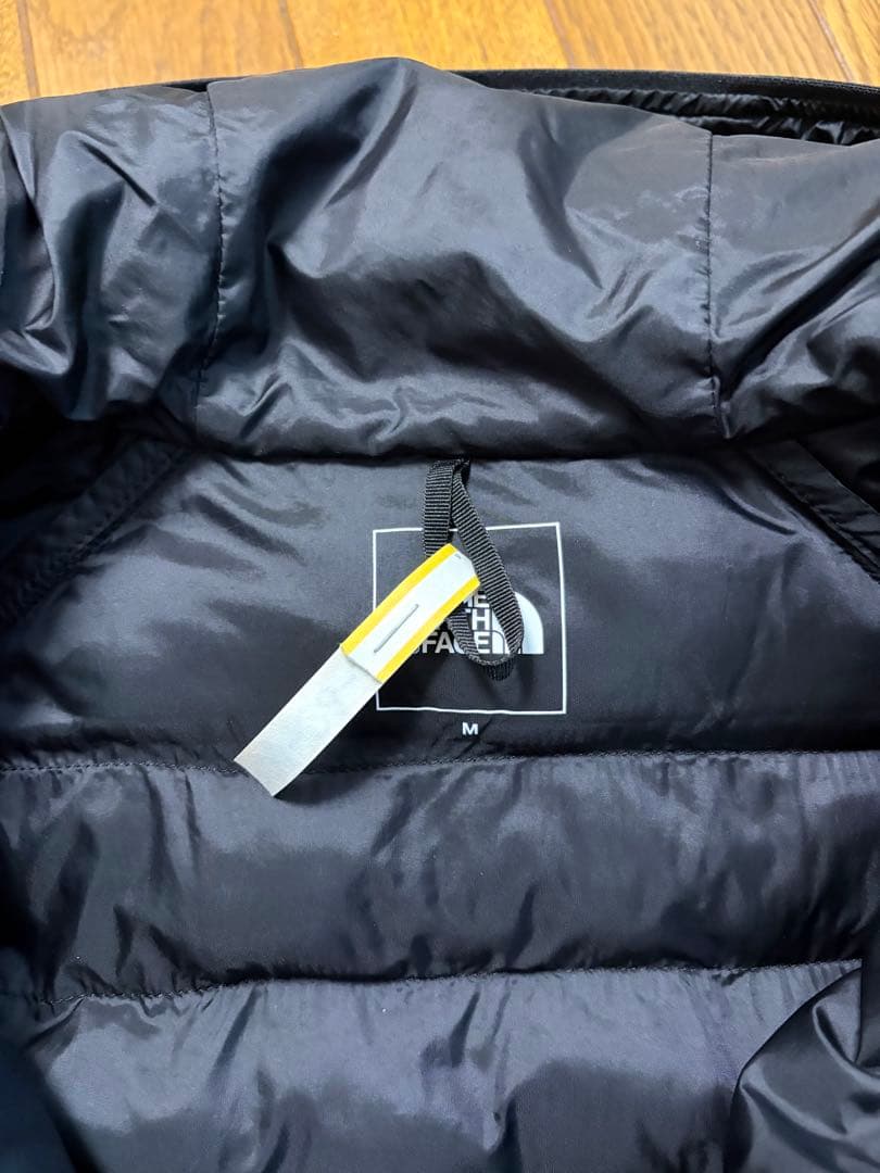 ノースフェイス レッドランフーディ NYW82393 K ブラック　Mサイズ