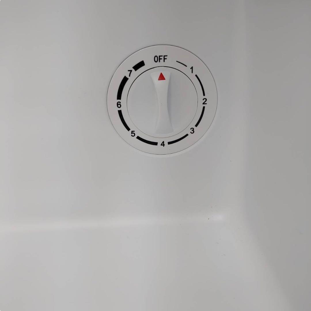 【名古屋市内優先】2020年製 PF-A32FD-W 冷凍庫 32L