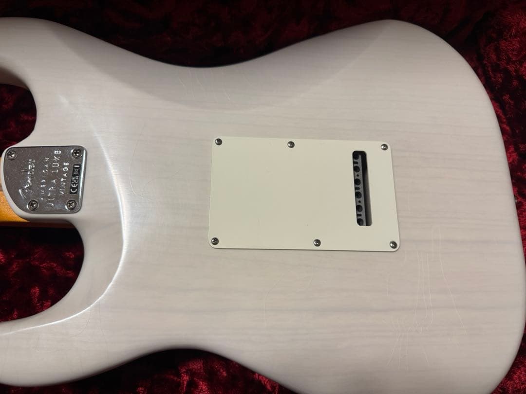Fender Ultra Luxe Vintage 50s ストラトキャスター