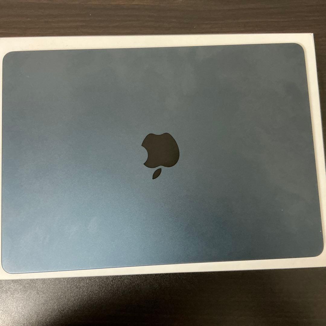 MacBook本体 MacBook Air M2 8GB+256GB