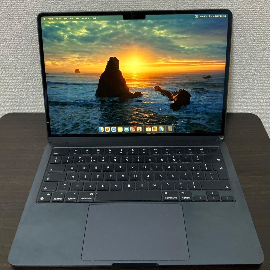 MacBook本体 MacBook Air M2 8GB+256GB