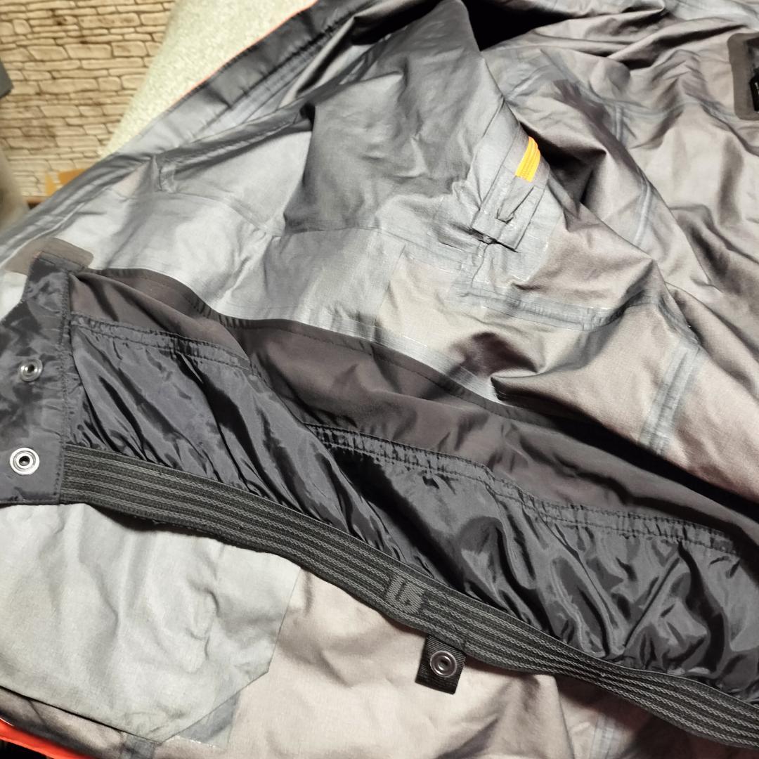 よ*け様 バートンBurton AK GORE-TEX pro スノーボードウェ