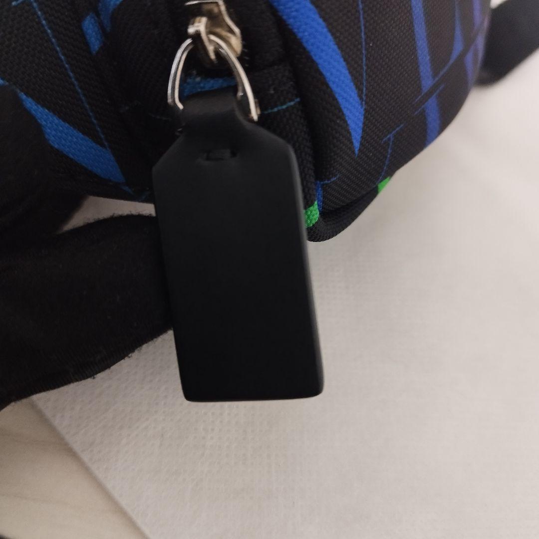 未使用☆　Valentino garavani　現行　ウエストポーチ　プリント