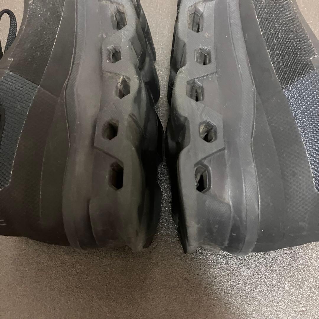 オン On クラウドモンスター ランニングシューズ スニーカー スポーツ