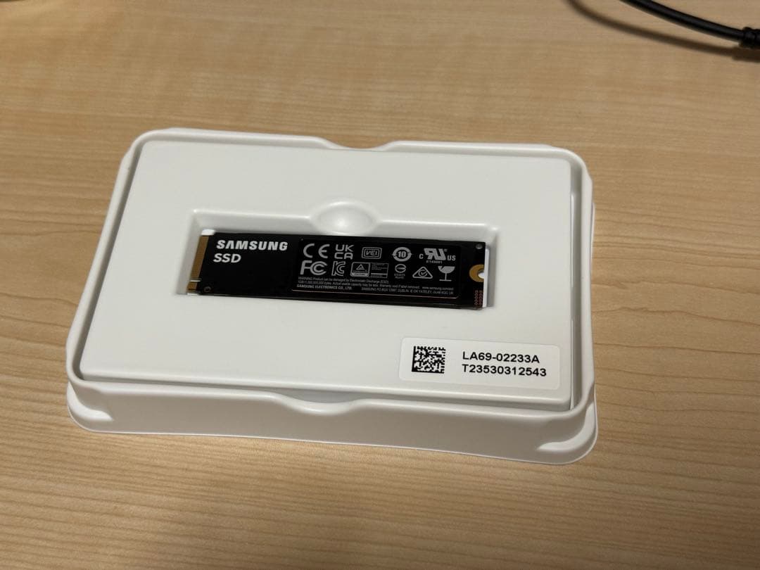 Samsung 990 PRO 2TB M.2 SSD 中古品 低書込・読込