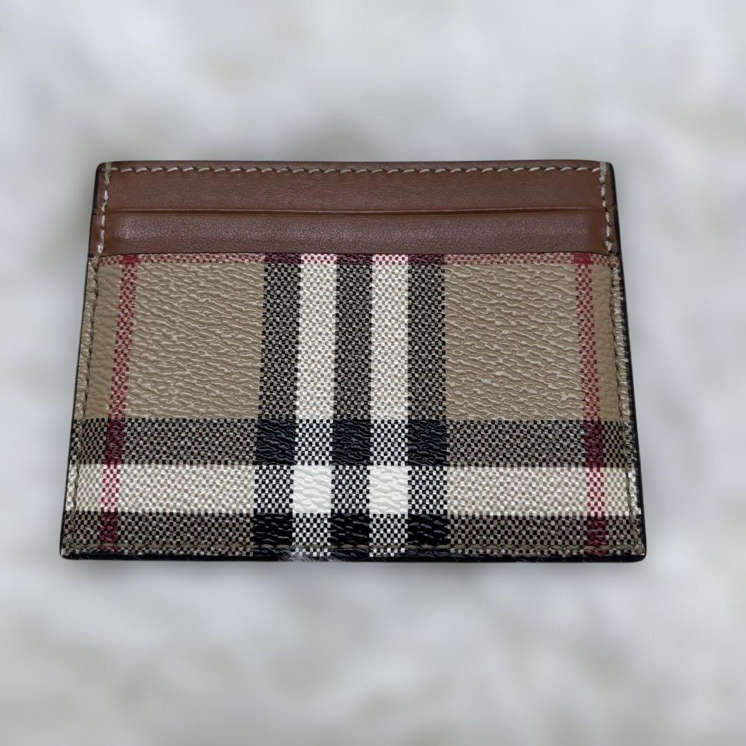 BURBERRY バーバリー 名刺入れ カードケース ノバチェック ユニセックス