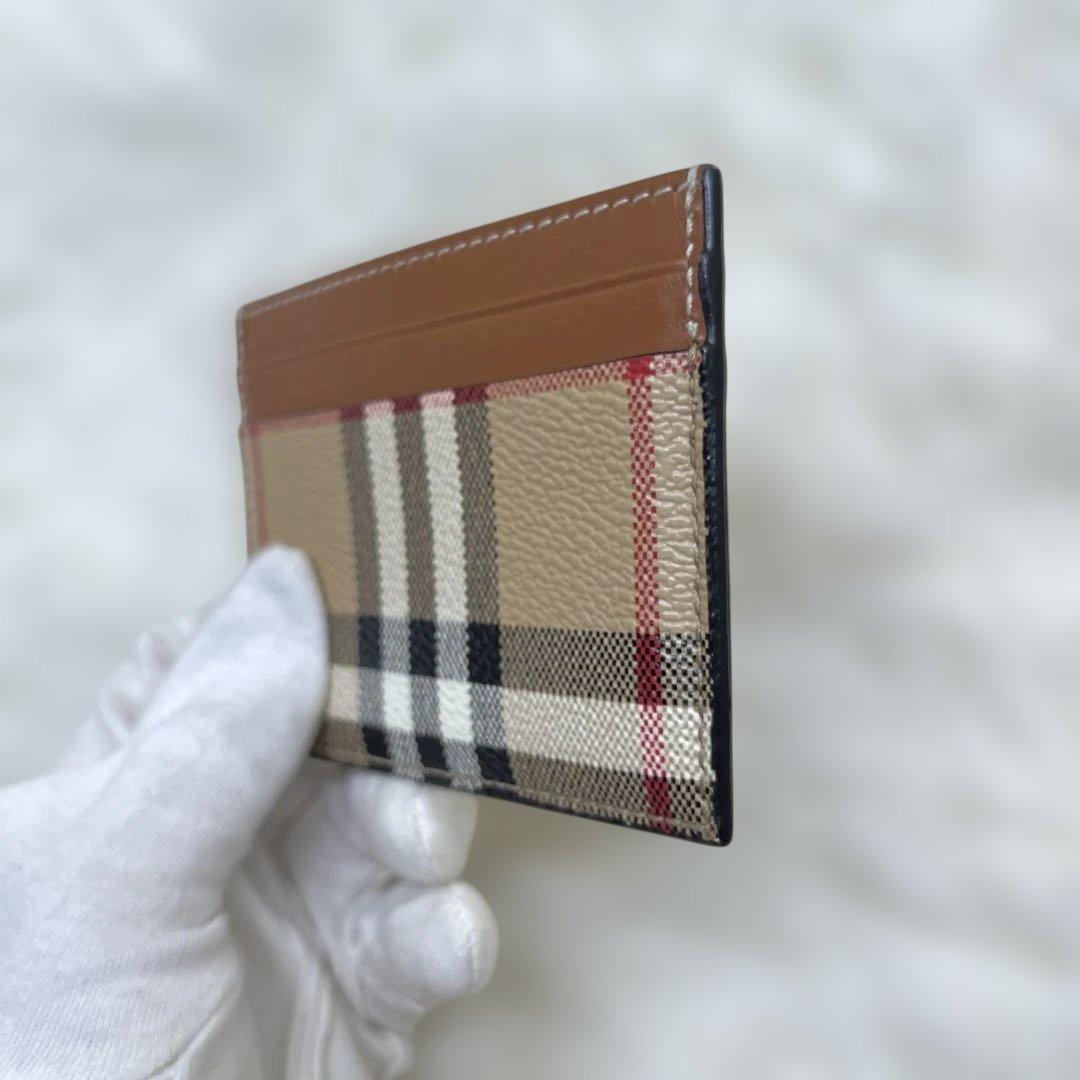 BURBERRY バーバリー 名刺入れ カードケース ノバチェック ユニセックス