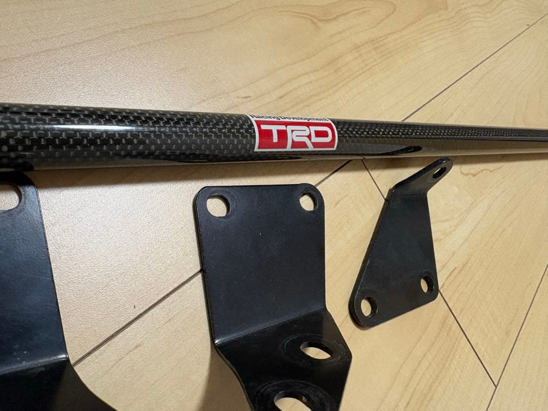 TRD ストラットタワーバー ZN6 ZC6 86 BRZ