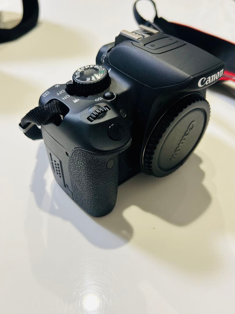 Canon EOS kiss X6i デジタル一眼レフ