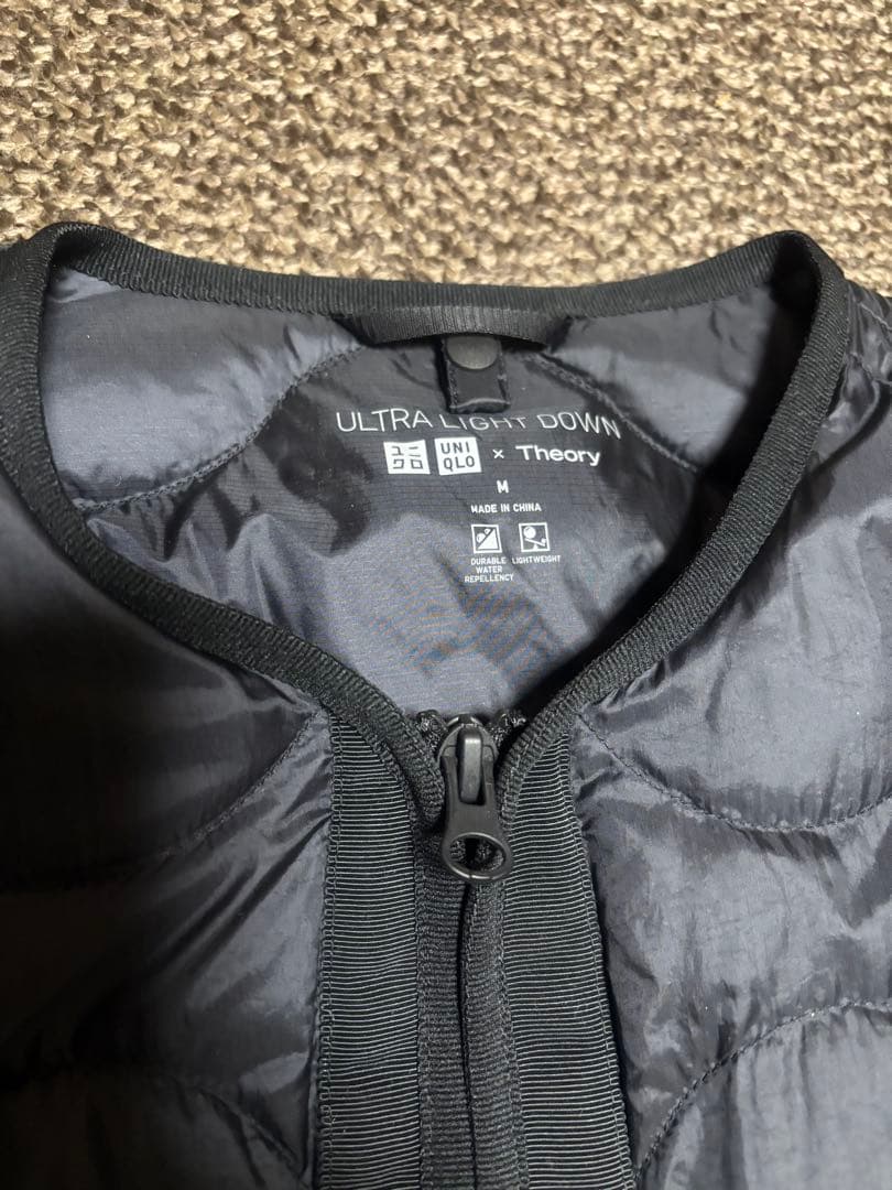 ユニクロ×セオリー　ダウンロングベスト