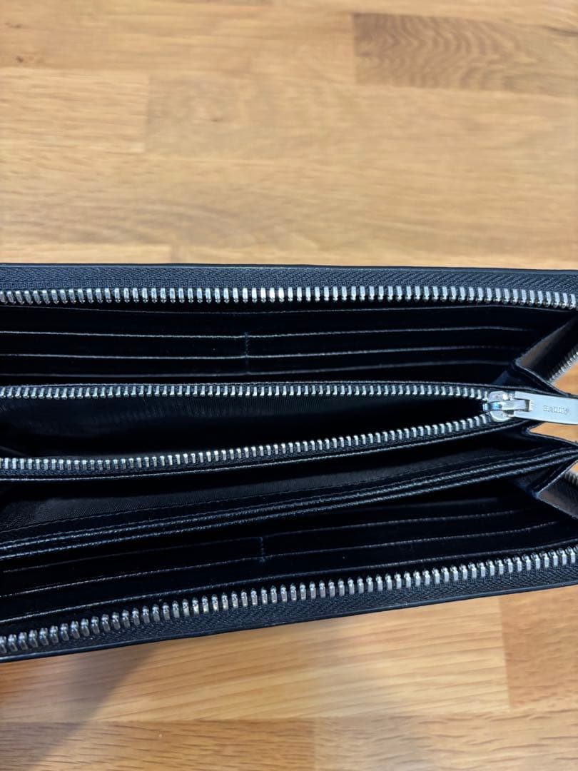 BALLY 長財布 黒 ストライプデザイン