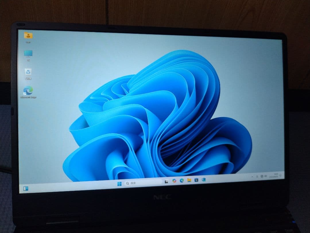 軽量薄型☆NEC PC-VKT13/H-5 Core-i5　第8世代