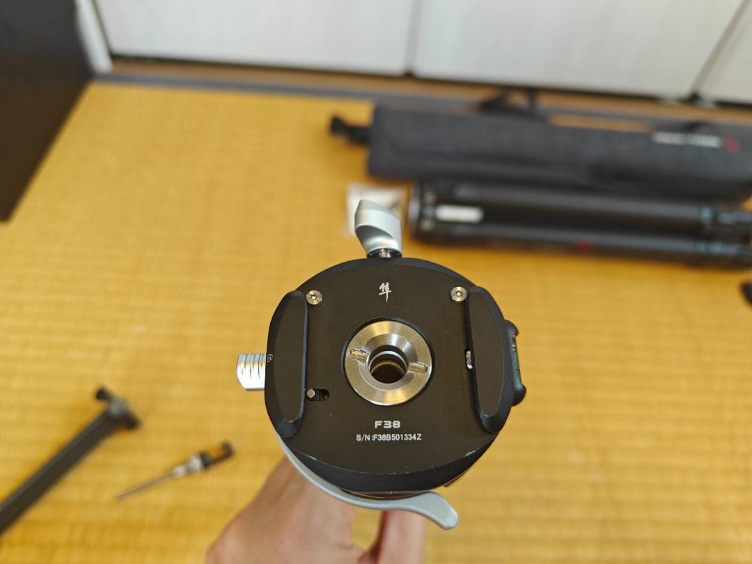 Ulanzi & COMAN Zero F38 カーボンファイバー三脚