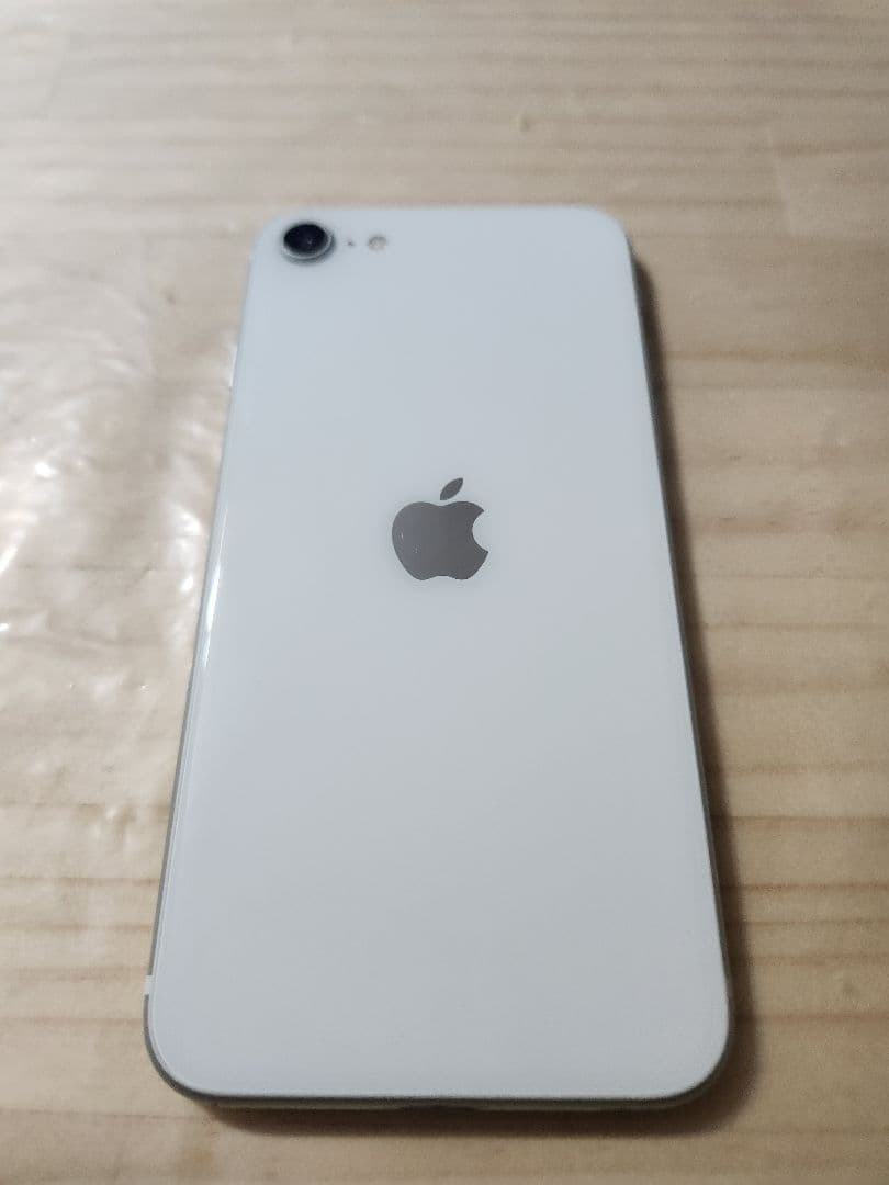 と*ぼ様 美品 iPhoneSE2 256GB