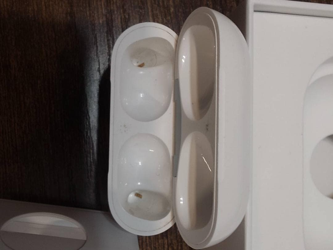 【良品】airpods pro 第2世代 機種変更出品 ワンオーナー品 付属品〇