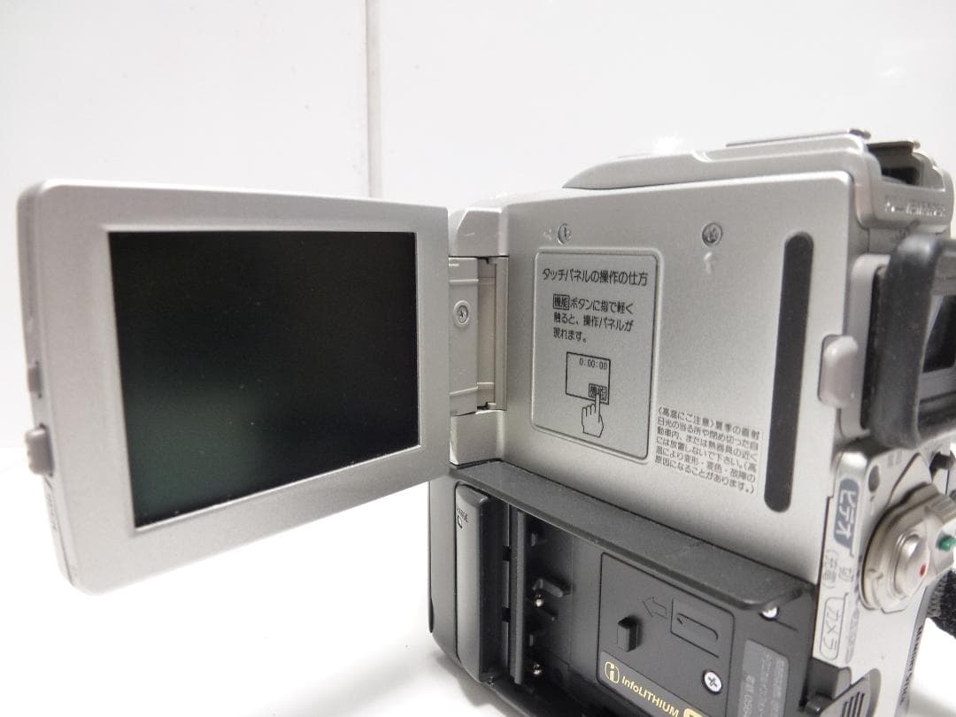 動作品Mini DV　ソニー　デジタルビデオカメラ　SONY DCR-PC101