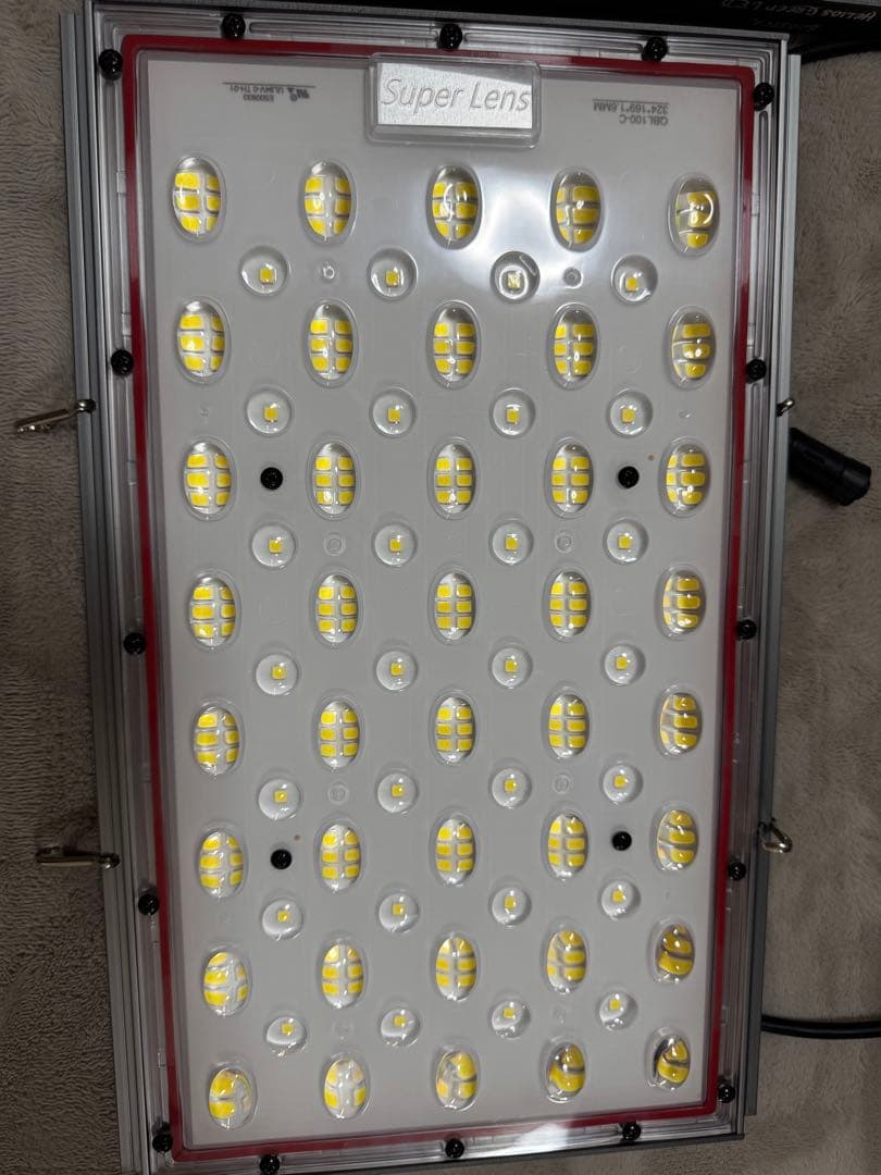 Helios Green LED PRO Booster パネル2枚