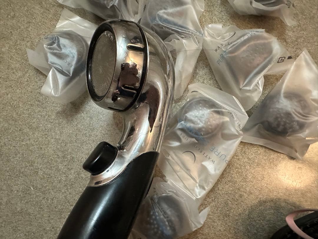 交換カートリッジ付！浄水シャワーヘッド　ウォータークチュール