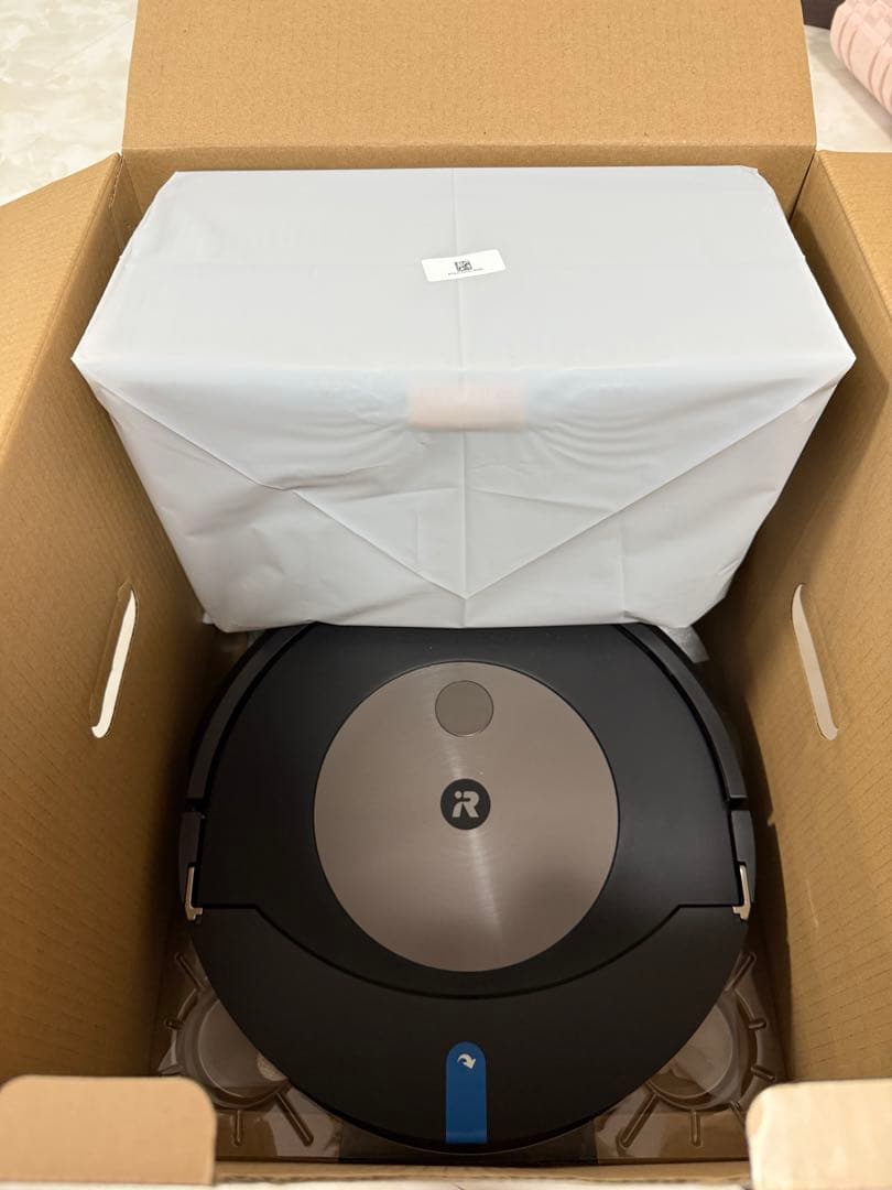 新品未使用　ルンバ j9＋SD コンボ 水拭き 両用 上位モデル　C955860