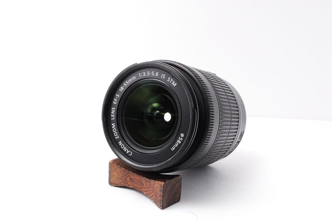 ショット数新品級❤️Canon kiss X9❤️Wi-Fi搭載✨一眼レフカメラ