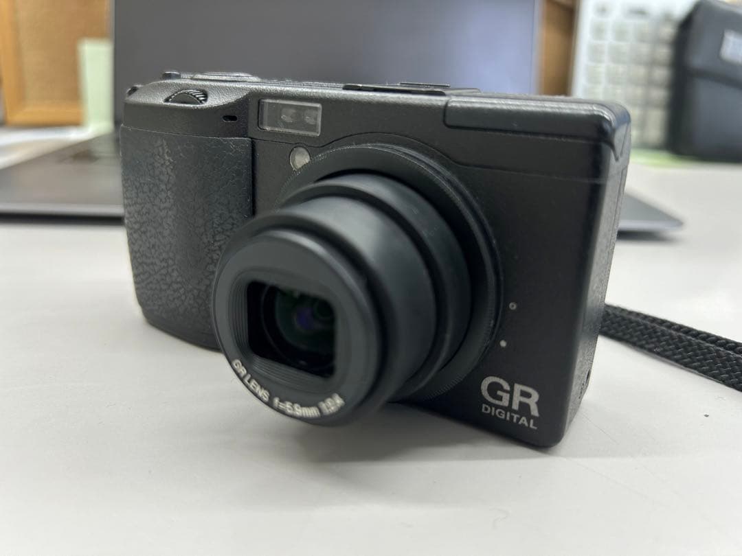 RICOH GR DIGITAL 初代