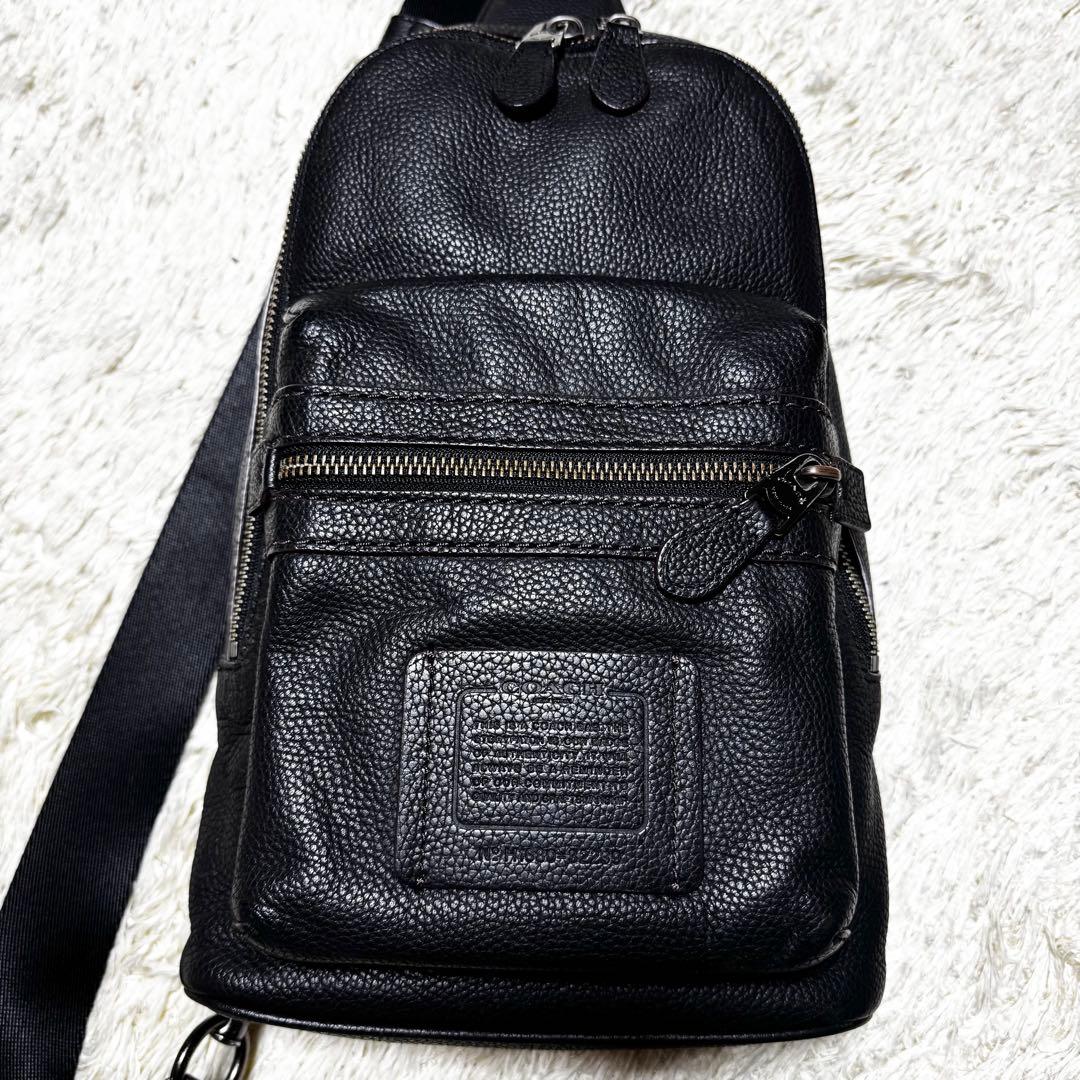 コーチ　アカデミー　パック　ボディバッグ　斜め掛け　ビジネス　通勤　ブラック