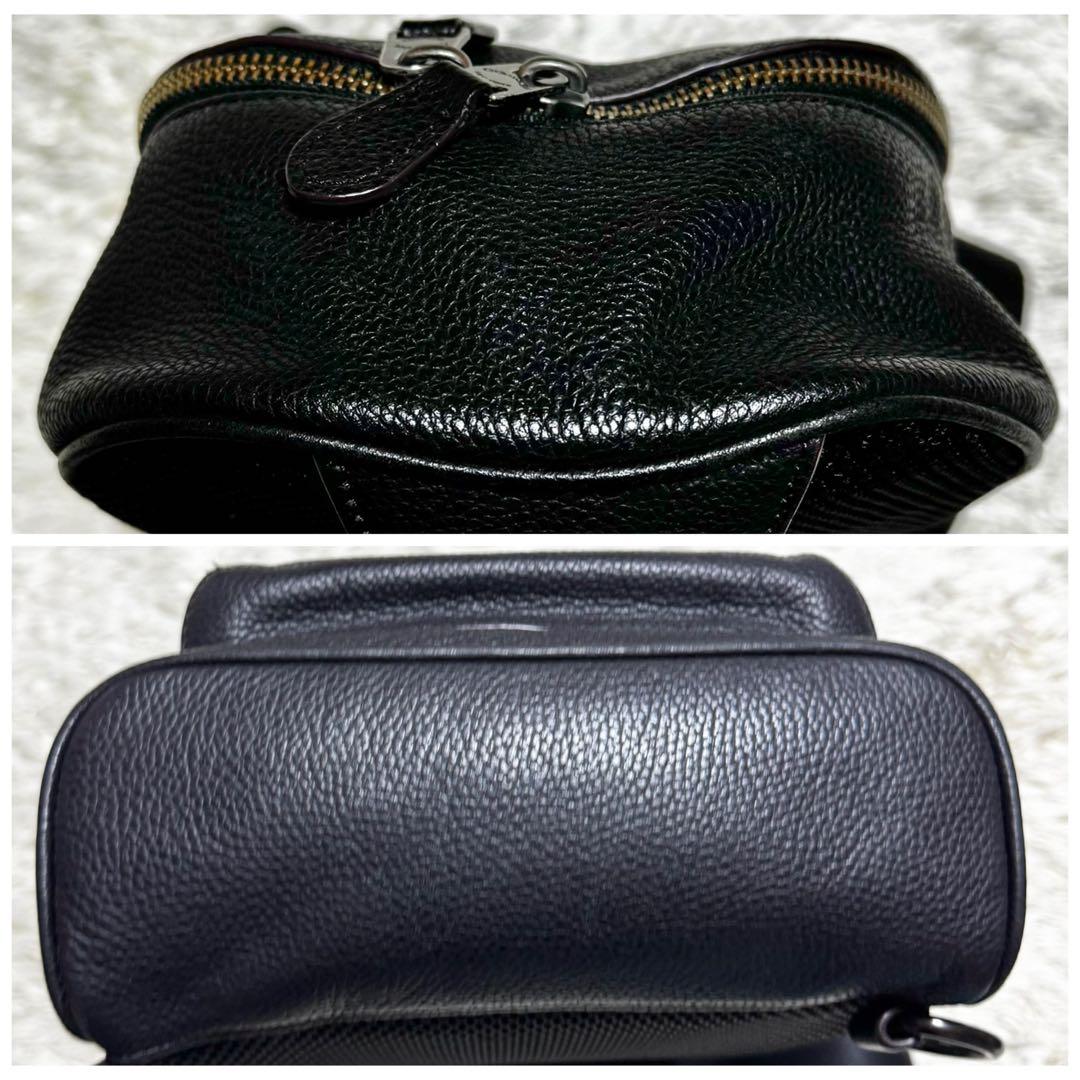 コーチ　アカデミー　パック　ボディバッグ　斜め掛け　ビジネス　通勤　ブラック