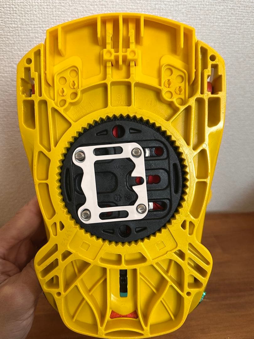 SALOMON スノーボード ビンディング Ｓサイズ