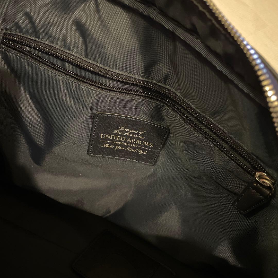 ユナイテッドアローズ　ビジネスバッグ　ネイビー