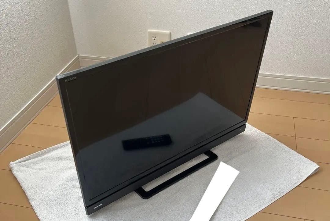 【引き取り限定】TOSHIBA REGZA 液晶テレビ型名32S21脚も純正