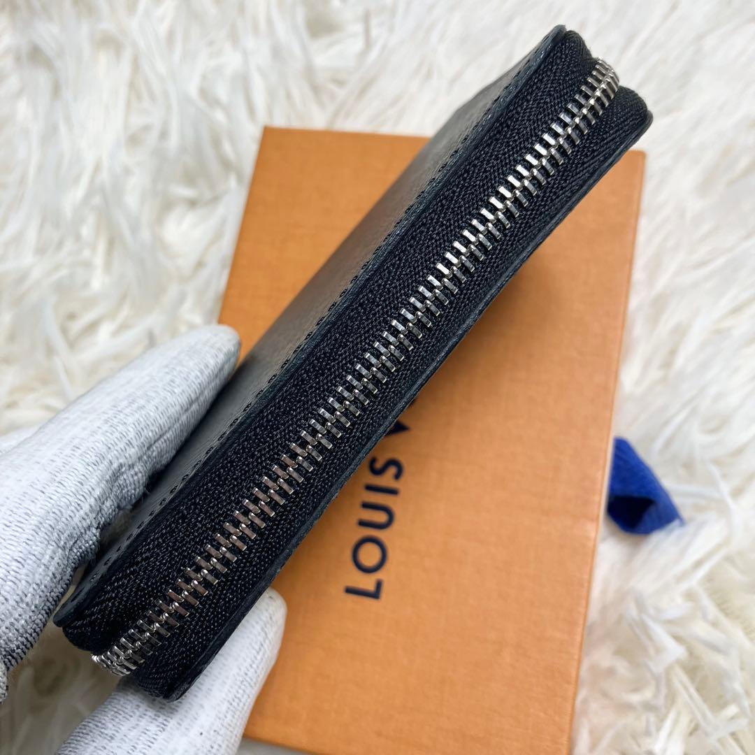 【未使用級】ルイヴィトン タイガ パース ジッピー 箱付き