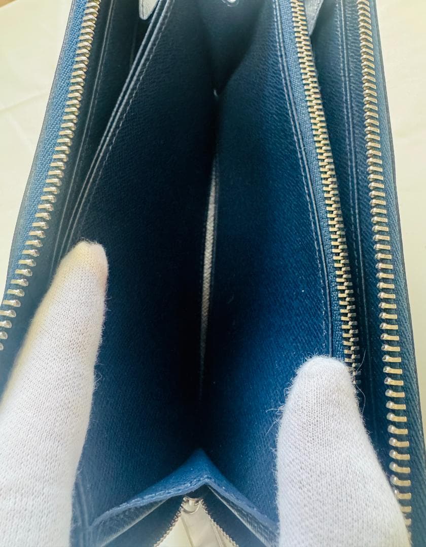 【美品 】ルイヴィトン エピ ジッピーウォレット 長財布　ラウンドファスナー 青