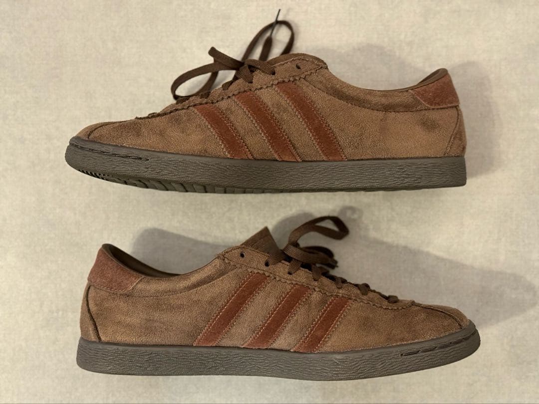 靴 ADIDAS TOBACCO GRUEN 26.5cm