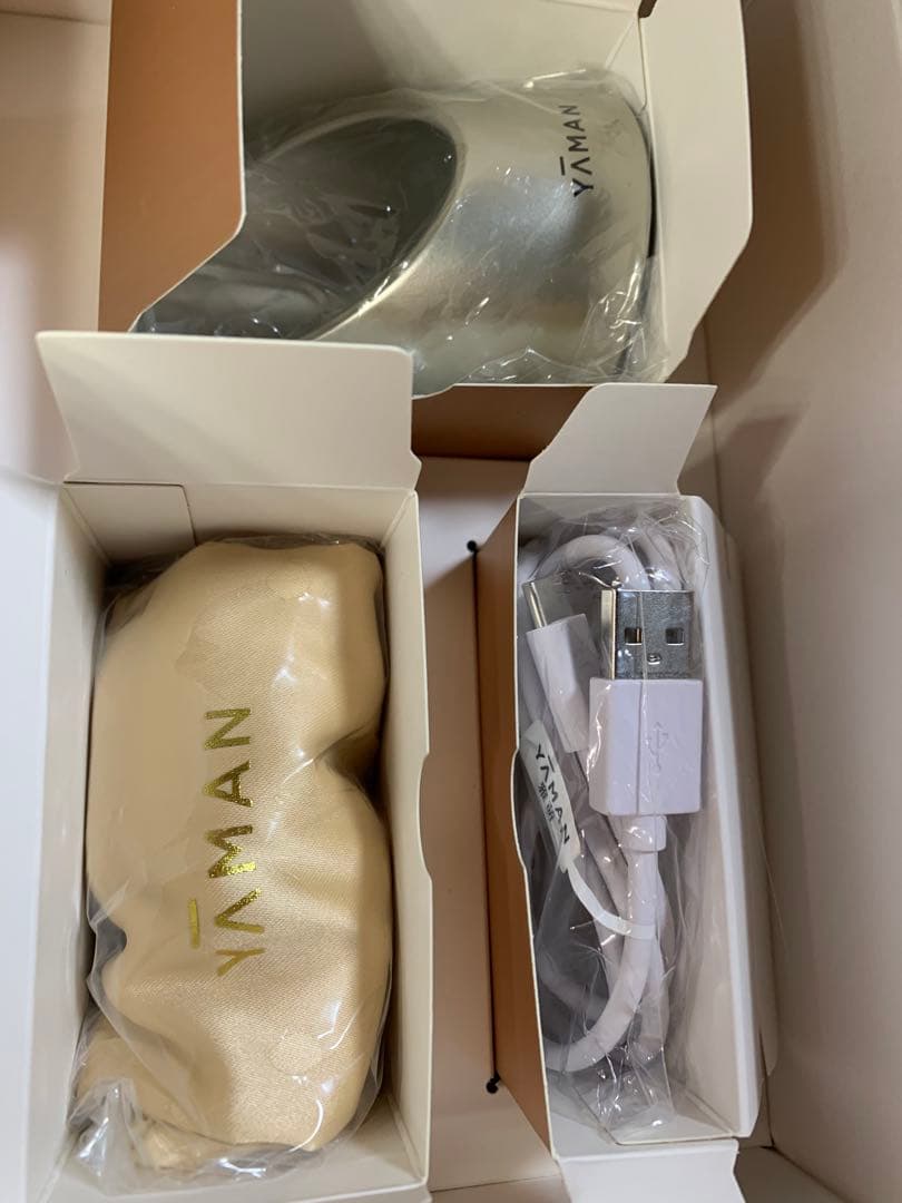 よ*の様 YA-MAN 美顔器 フォトプラスシャイニーネオ