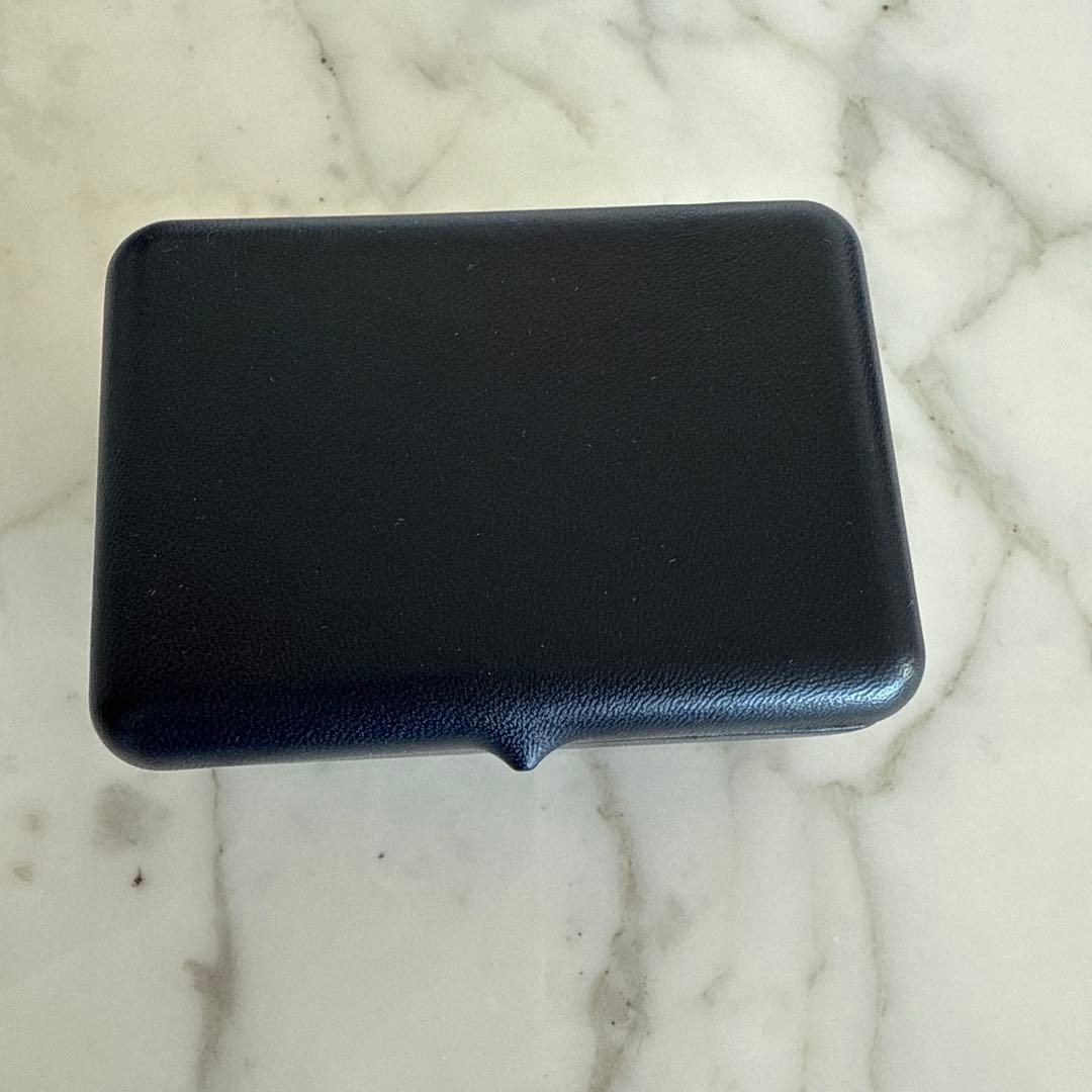 HARRY WINSTON ピアスケース