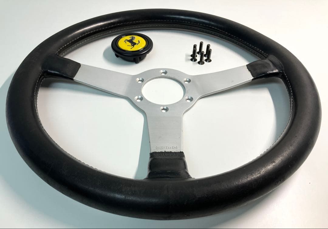 フェラーリ MOMO モモ ステアリング 365BB/ホーンボタン/NARDI