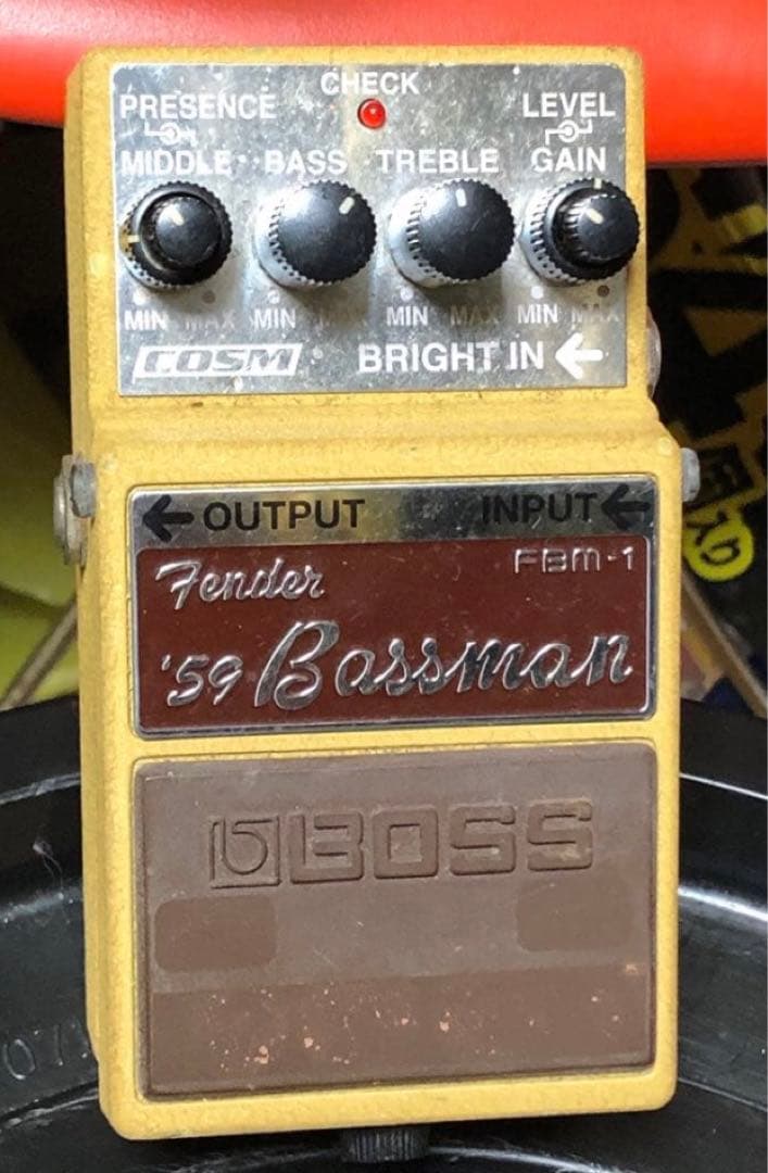 BOSS FBM-1 フェンダー'59ベースマンブライアンセッツァー好きに